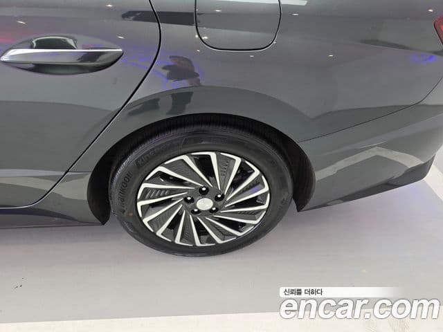 Hyundai Sonata гибрид (DN8) Family, 2020 все фото