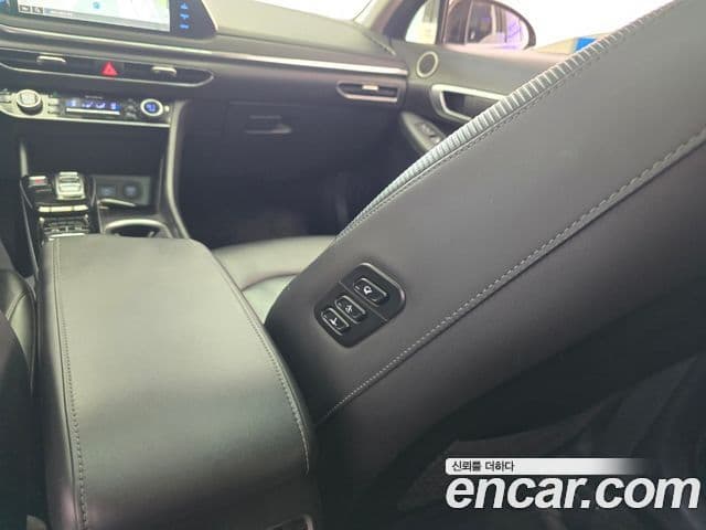 Hyundai Sonata гибрид (DN8) Family, 2020 19