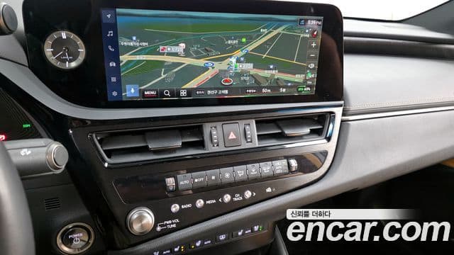 Lexus ES300h 7세대 Luxury Plus, 2024 14