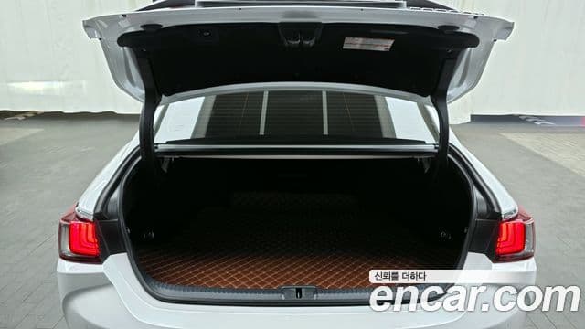 Lexus ES300h 7세대 Luxury Plus, 2024 20