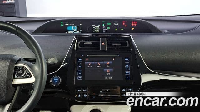 Toyota 프리우스 4세대 1.8 E, 2017 14