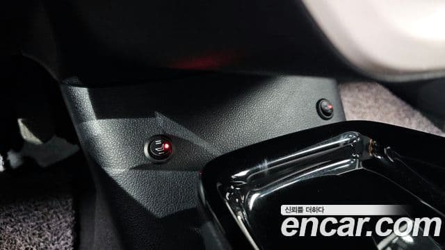 Toyota 프리우스 4세대 1.8 E, 2017 16