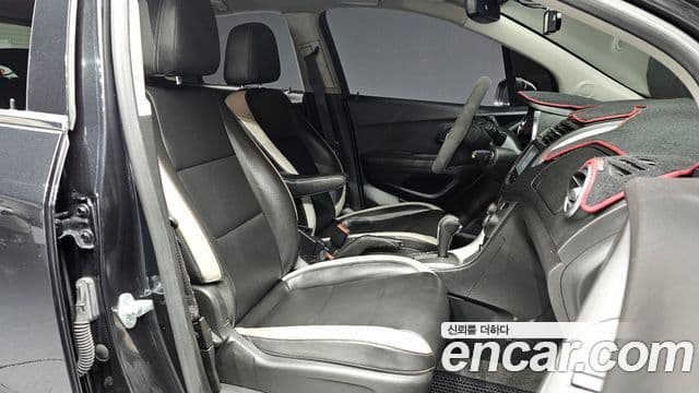 Chevrolet(GM대우) Trax 1.4 Perfect чёрный, 2016 10