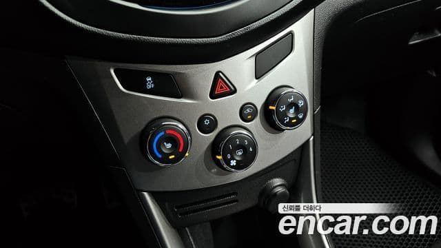 Chevrolet(GM대우) Trax 1.4 Perfect чёрный, 2016 18