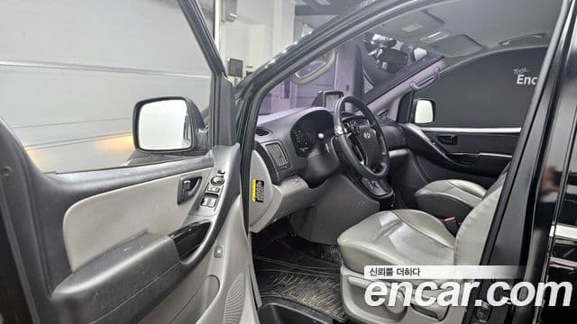 Hyundai Grand Starex Smart, 2017 10