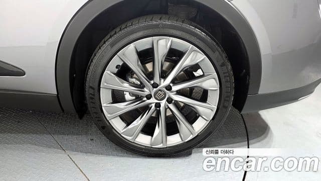 Toyota 크라운 кроссовер, 2025 все фото