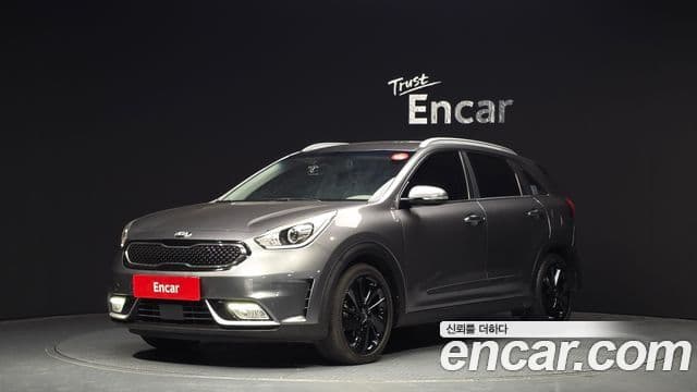 Kia Niro Noblesse, 2017 1