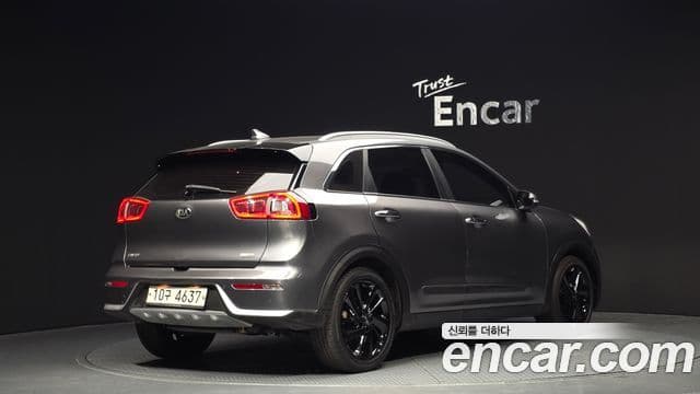 Kia Niro Noblesse, 2017 2
