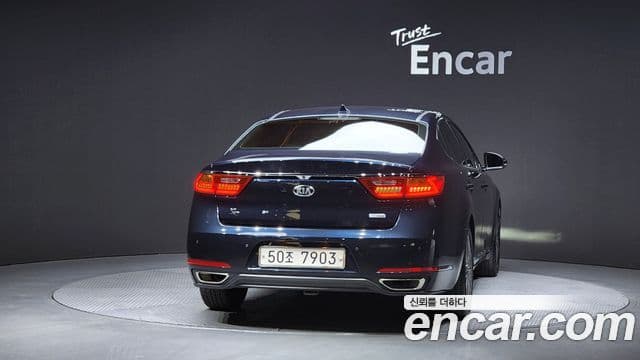 Kia All New K7 гибрид Noblesse, 2018 4