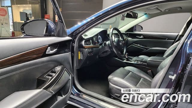 Kia All New K7 гибрид Noblesse, 2018 11