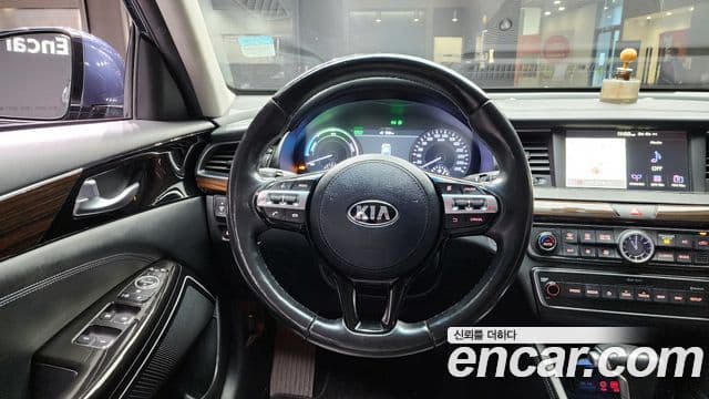 Kia All New K7 гибрид Noblesse, 2018 14