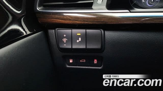 Kia All New K7 гибрид Noblesse, 2018 17