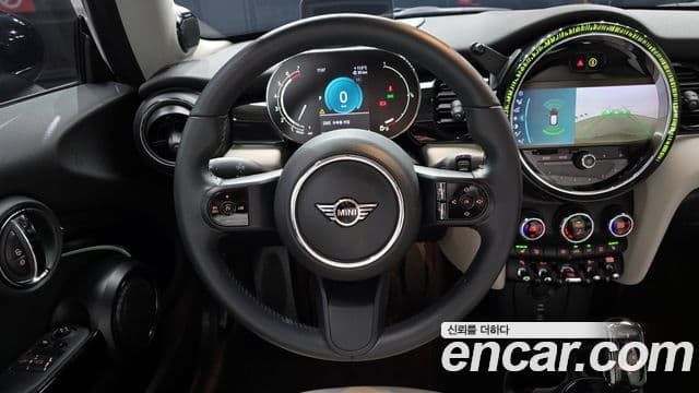 Mini Cooper S 3세대, 2023 13