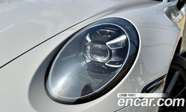 Porsche 911 (992) Carrera, 2020 4