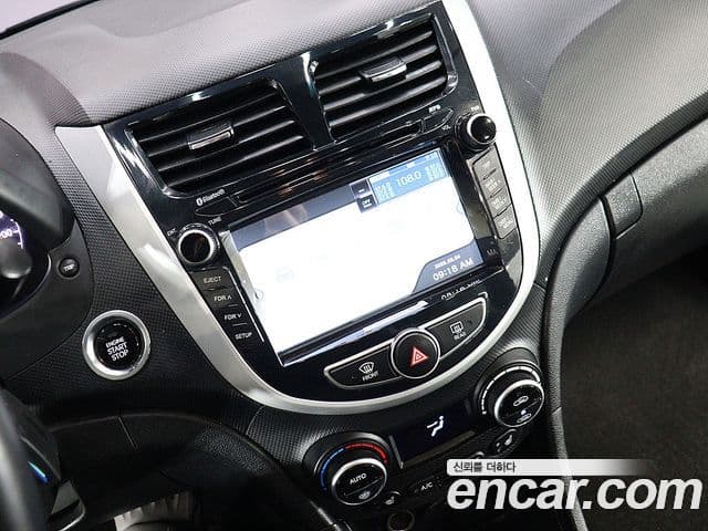 Hyundai Accent(новый кузов / новое поколение) Premium, 2016 8