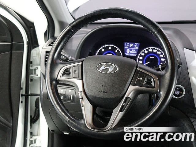 Hyundai Accent(новый кузов / новое поколение) Premium, 2016 16