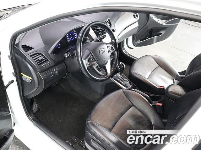 Hyundai Accent(новый кузов / новое поколение) Premium, 2016 18