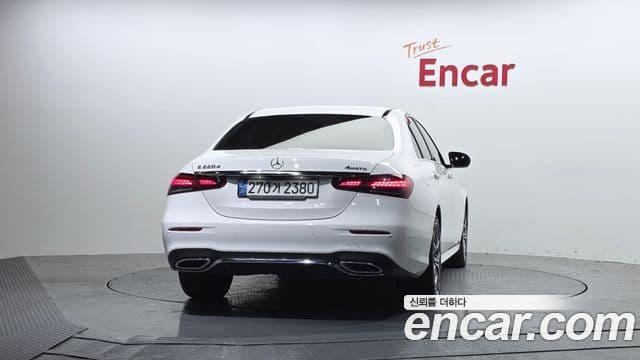 Mercedes-Benz E-класс W213 AMG Line, 2021 4