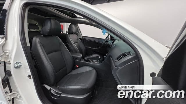 Kia The / новый New K5 Prestige, 2015 10