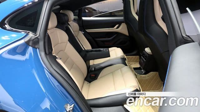 Porsche 타이칸 базовый, 2022 12