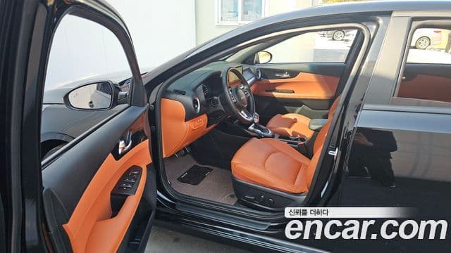 Kia The / новый New K3 2세대 Prestige, 2024 10