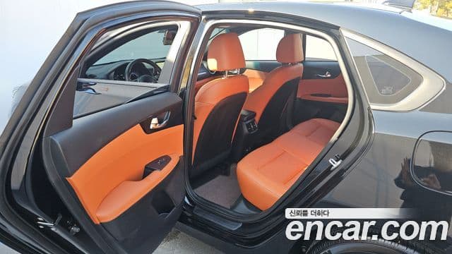 Kia The / новый New K3 2세대 Prestige, 2024 12