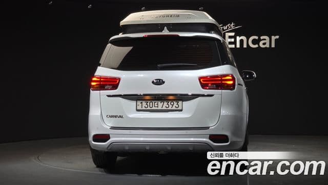 Kia The / новый New Carnival Noblesse, 2019 4