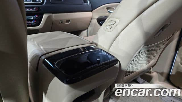 Kia The / новый New Carnival Noblesse, 2019 18