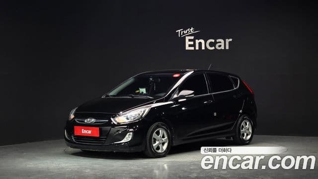 Hyundai Accent(новый кузов / новое поколение) Modern, 2015 1