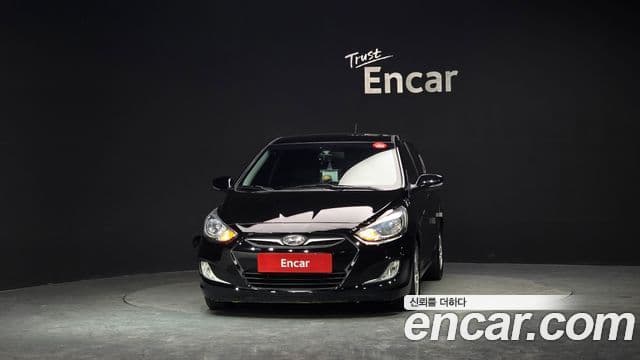 Hyundai Accent(новый кузов / новое поколение) Modern, 2015 3