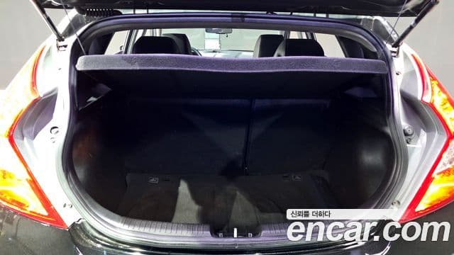 Hyundai Accent(новый кузов / новое поколение) Modern, 2015 20