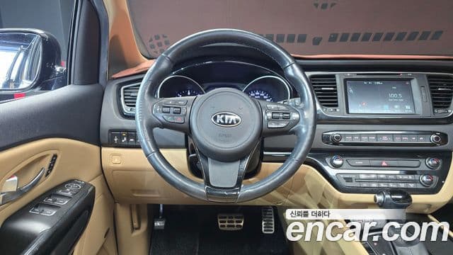 Kia All New Carnival Noblesse, 2015 13
