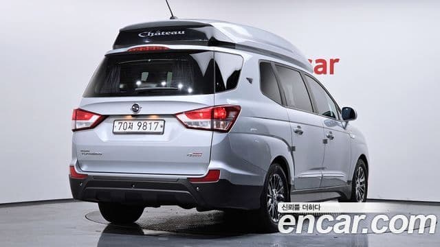 KG모빌리티(SsangYong) Korando 투리스모 4WD Chateau 11인승, 2014 2