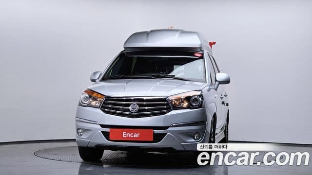 KG모빌리티(SsangYong) Korando 투리스모 4WD Chateau 11인승, 2014 3