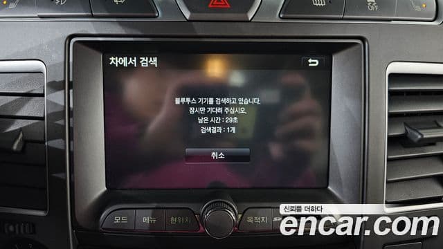 KG모빌리티(SsangYong) Korando 투리스모 4WD Chateau 11인승, 2014 18
