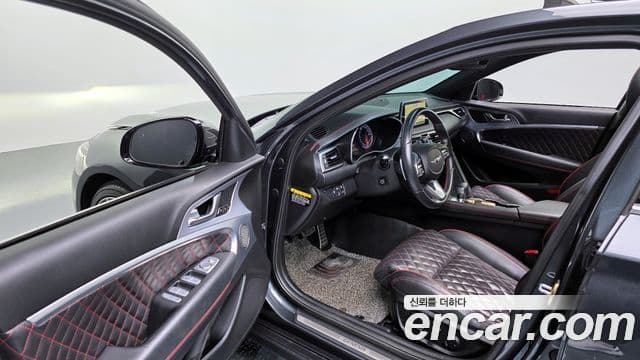 Genesis G70 Sport пакет, 2018 11