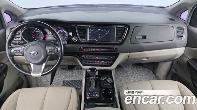 Kia All New Carnival Noblesse, 2016 7