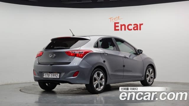 Hyundai i30(новый кузов / новое поколение) дизель 1.6 VGT Unique, 2012 2