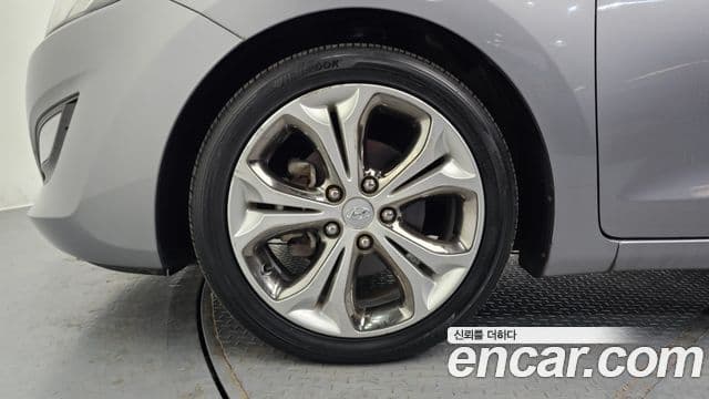 Hyundai i30(новый кузов / новое поколение) дизель 1.6 VGT Unique, 2012 все фото