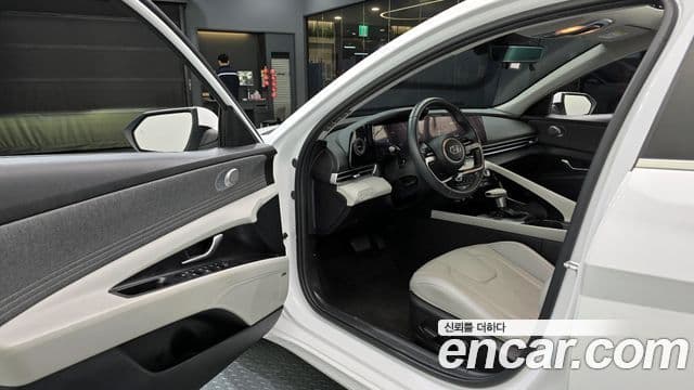 Hyundai Avante (CN7) Inspiration, 2022 11