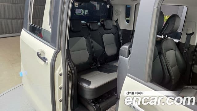 Kia The / новый New Ray Signature, 2021 12