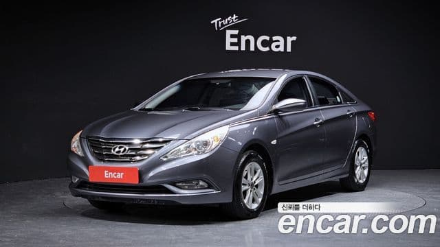 Hyundai YF Sonata Luxury, 2011 1
