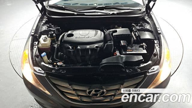 Hyundai YF Sonata Luxury, 2011 6