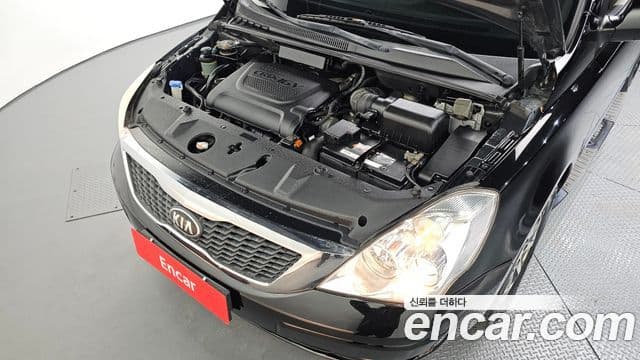 Kia Carnival R топовая версия, 2014 6