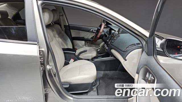 Kia Forte 1.6 CVVT SLi, 2010 12
