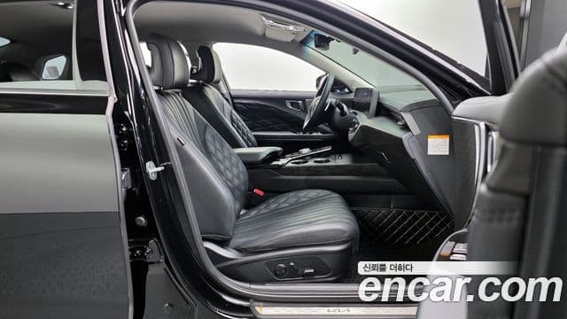 Kia K8 гибрид Signature, 2022 10