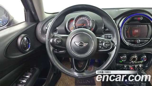 Mini Cooper 클럽맨 2세대, 2018 13