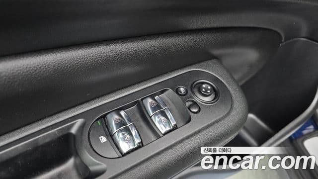 Mini Cooper 클럽맨 2세대, 2018 18