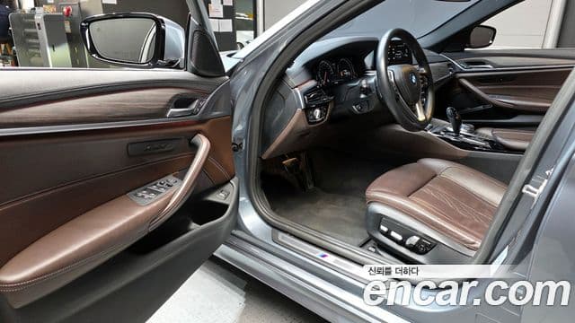 BMW 5시리즈 (G30) 520d M Sport Plus, 2018 11
