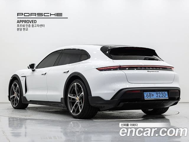 Porsche 타이칸 4S Cross Turismo, 2024 2